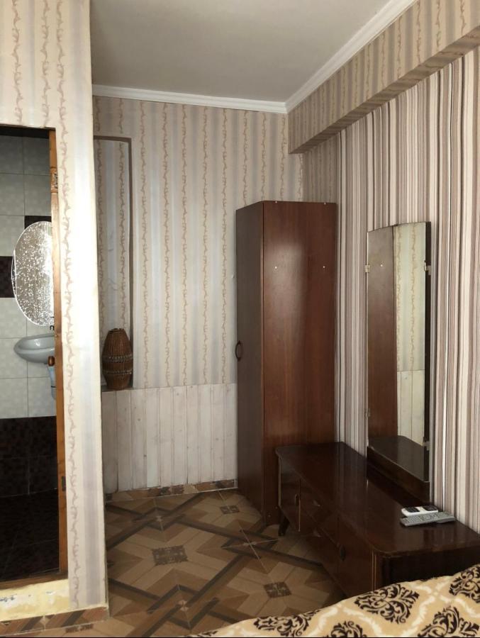 Гостевой Дом «Лиза» Hotel Gagra Buitenkant foto
